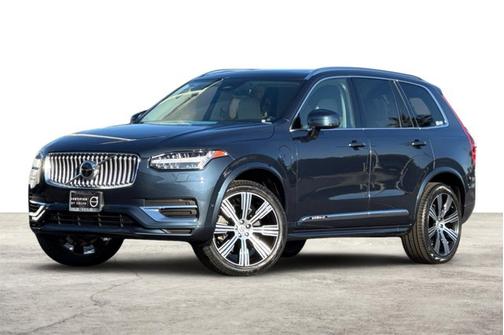 2023 Volvo XC90 Recharge Plug-In Hybrid Plus Bright Theme