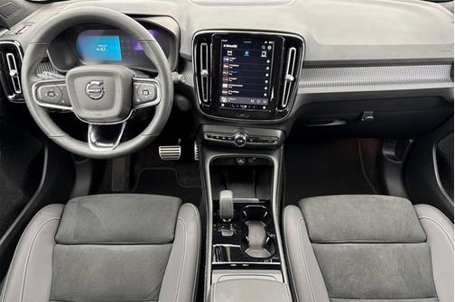 2022 Volvo XC40 Recharge Pure Electric Twin Ultimate
