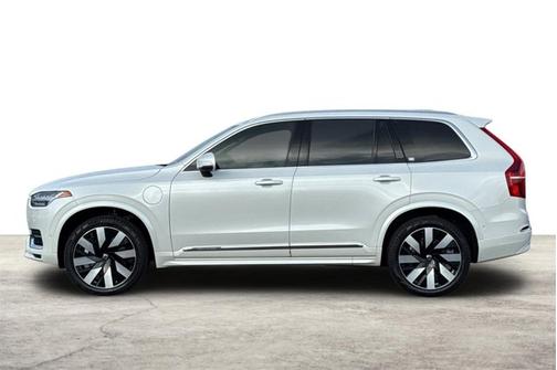 2023 Volvo XC90 Recharge Plug-In Hybrid Ultimate