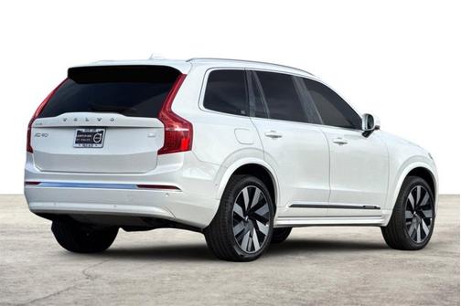2023 Volvo XC90 Recharge Plug-In Hybrid Ultimate