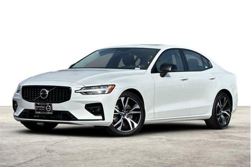 2025 Volvo S60 Core