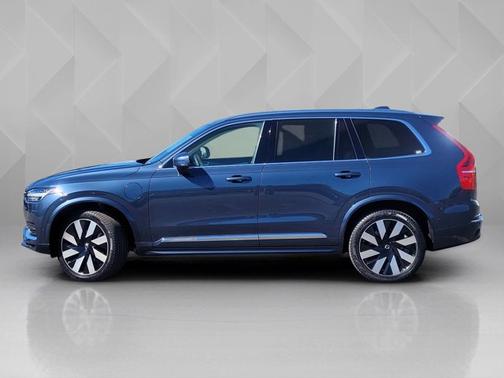 2023 Volvo XC90 Recharge Plug-In Hybrid Ultimate