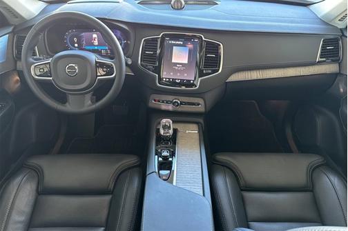 2024 Volvo XC90 Recharge Plug-In Hybrid Ultimate