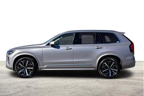 2026 Volvo XC90 Core
