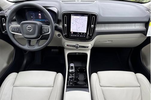 2026 Volvo XC40 Plus