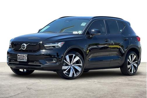 2022 Volvo XC40 Recharge Pure Electric Twin Plus