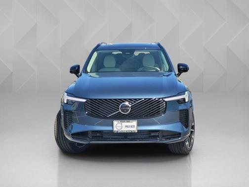 Denim Blue Metallic 2026 Volvo XC90 Plug-In Hybrid Ultra Dark Theme