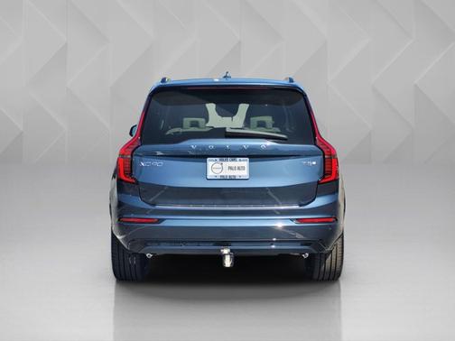 Denim Blue Metallic 2026 Volvo XC90 Plug-In Hybrid Ultra Dark Theme