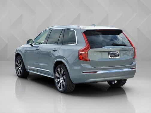 2025 Volvo XC90 Plug-In Hybrid Ultra
