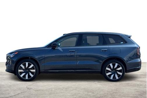 2025 Volvo EX90 Plus