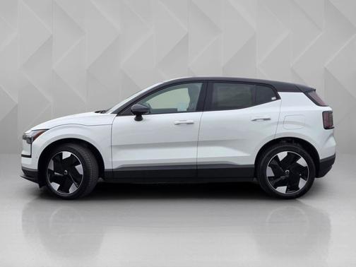 Crystal White 2026 Volvo EX30 Ultra