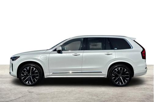 2026 Volvo XC90 Plug-In Hybrid Plus