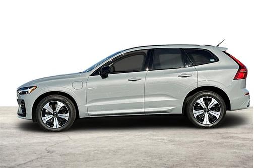 2025 Volvo XC60 Plug-In Hybrid Plus