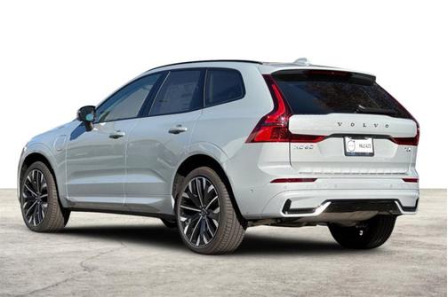 2026 Volvo XC60 Plug-In Hybrid Ultra