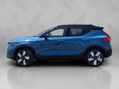 Fjord Blue Metallic 2023 Volvo XC40 Recharge Pure Electric Ultimate