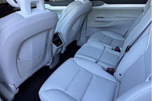 2025 Volvo EX90 Ultra