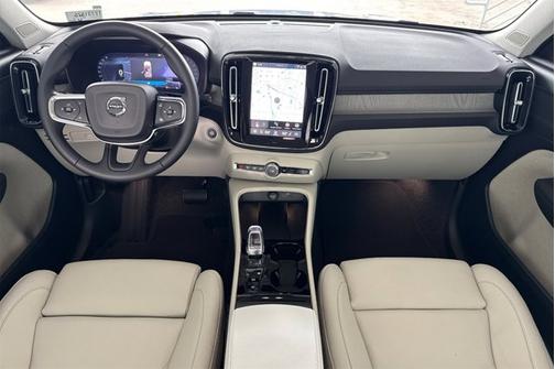 2026 Volvo XC40 Plus