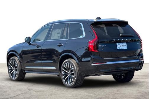 2026 Volvo XC90 Plus