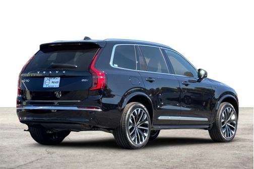 2026 Volvo XC90 Plus