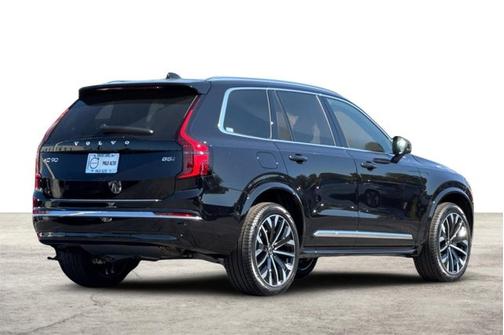 2026 Volvo XC90 Plus