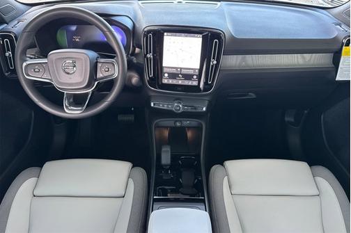 2026 Volvo EX40 Plus