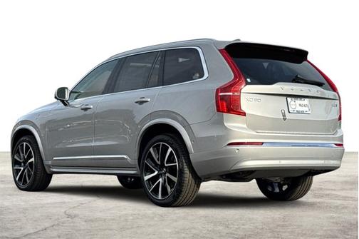 2025 Volvo XC90 Plus