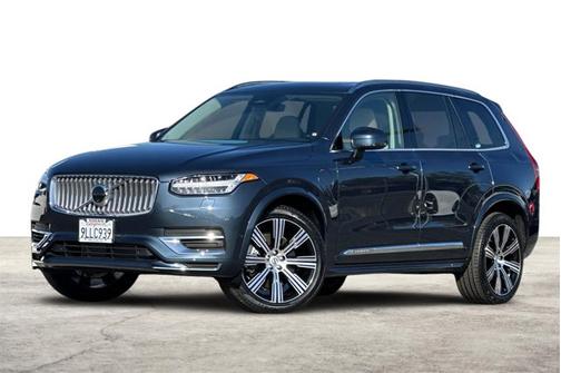 2024 Volvo XC90 Recharge Plug-In Hybrid Plus Bright Theme
