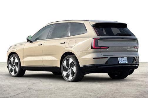 2025 Volvo EX90 Ultra