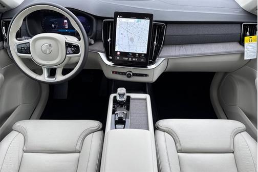 2026 Volvo XC90 Plug-In Hybrid Ultra