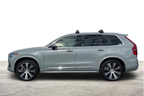 2025 Volvo XC90 Plug-In Hybrid Plus