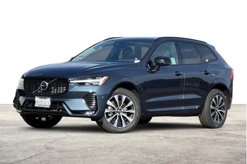 2025 Volvo XC60 Core