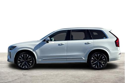 2026 Volvo XC90 Plus
