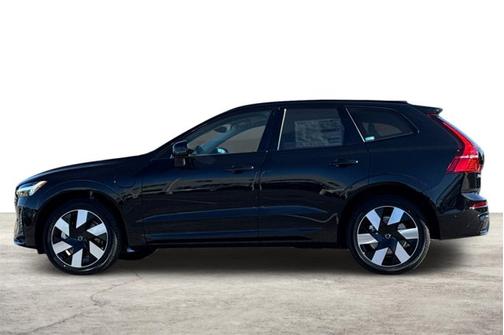 2025 Volvo XC60 Plug-In Hybrid Plus