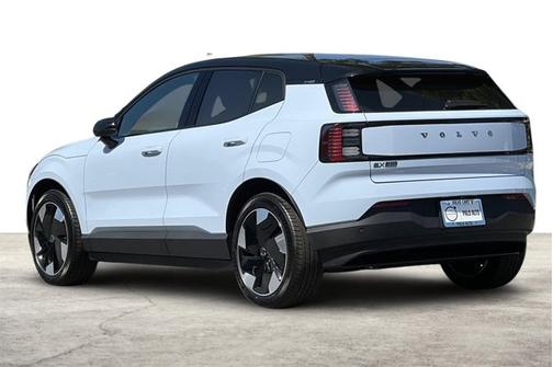 2025 Volvo EX30 Plus
