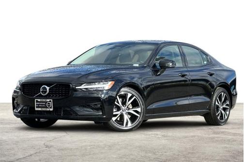2025 Volvo S60 Plus