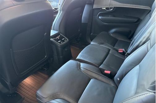 2025 Volvo XC90 Plug-In Hybrid Ultra