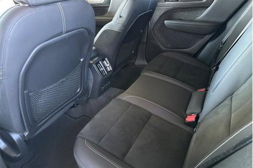 2023 Volvo XC40 Recharge Pure Electric Ultimate