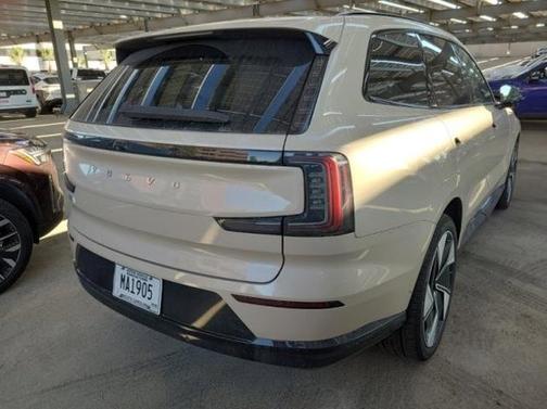 2025 Volvo EX90 Ultra