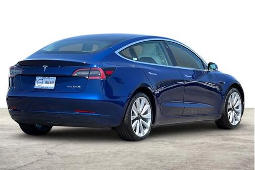 2019 Tesla Model 3 Long Range