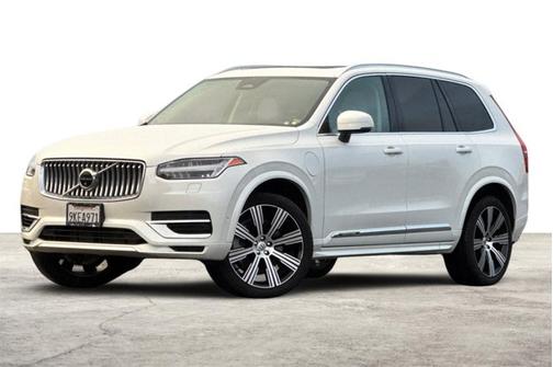 2024 Volvo XC90 Recharge Plug-In Hybrid Ultimate Bright Theme
