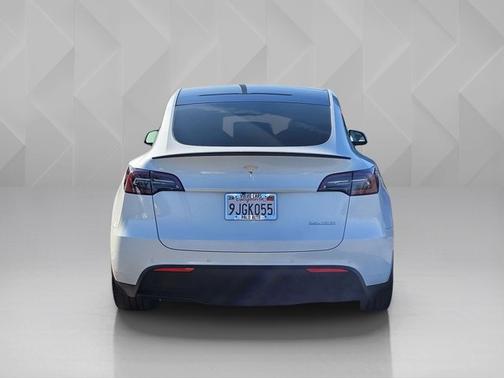 2020 Tesla Model Y Long Range