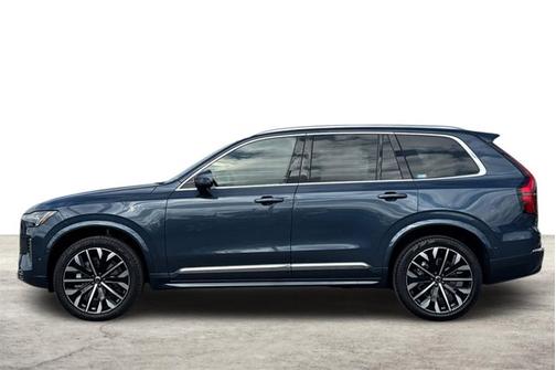 2026 Volvo XC90 Plus