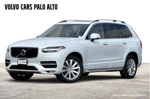 2016 Volvo XC90 T6 Momentum