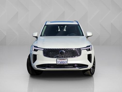 2025 Volvo XC90 Plug-In Hybrid Ultra