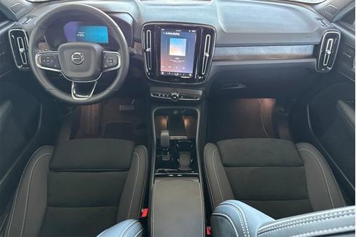 2023 Volvo XC40 Recharge Pure Electric Ultimate