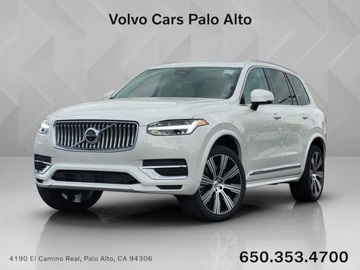 2023 Volvo XC90 Recharge Plug-In Hybrid Plus Bright Theme
