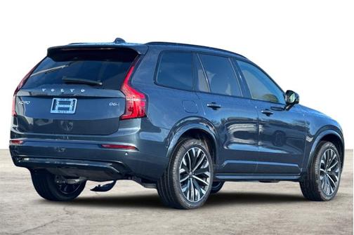 2026 Volvo XC90 Ultra Dark Theme