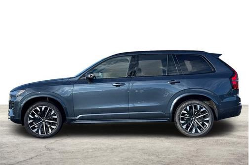 2026 Volvo XC90 Ultra Dark Theme
