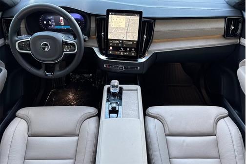 2026 Volvo XC90 Ultra Dark Theme