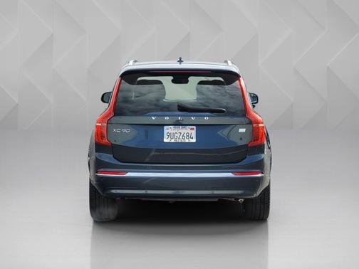 2024 Volvo XC90 Recharge Plug-In Hybrid Plus